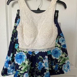 Speechless Two Piece Dress - with cropped top and floral skirt - Small